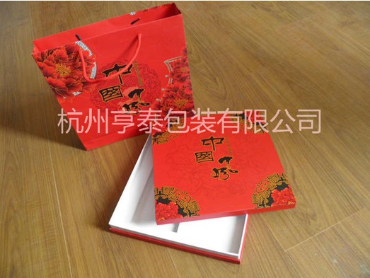 【絲巾盒】在手，女友哪舍得走